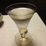 比良山荘 - 再度　不老泉　辛辛　またまたグラスがお洒落。