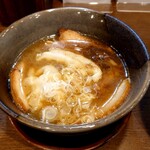 つけ麺処つぼや  - つけ汁のアップ