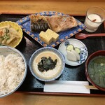 銀座 熊さわ - 麦とろご飯と焼き魚膳（2000円）