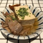 酒場ゴロー - ⚫️お通しの「肉豆腐」330円