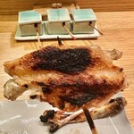 地葉はなれ - 2023.8.  手羽先（丹沢滋黒軍鶏）