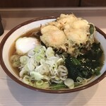 そばの神田 東一屋 - アサソバビンボー！　
      最終日はえびだ！　
      朝そば＋えびかき揚げ！