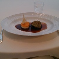オザワ - 牛タンの赤ワインソースがけ