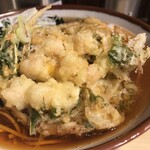 そばの神田東一屋 - 小柱に着目する。