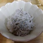 とん八 - しらすおろし 400円(税込)(2023年9月12日撮影)