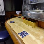 とん八 - カウンター席(2023年9月12日撮影)