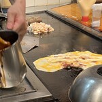 ともえ - たっぷりのこんがり豚肉の脂を卵にまとわせて、、、