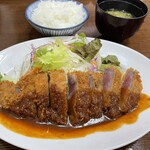 洋食の朝日 - 一番人気ビフカツ