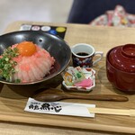 海鮮丼 角島 魚心 - 