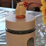 紅茶専門店 Tea Room Wisteria - ハロウィンの飾り付け