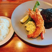 上野洋食遠山 - 