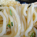 Uesuto Udon - 「大海老山かけぶっかけうどん」とろろに絡ませた麺