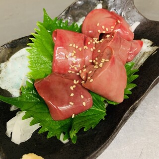 Fresh [upper liver] is delicious! (*Shichirin-yaki)
