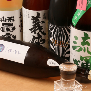 We always have 10 types of sake in consideration of the balance of taste...