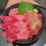 Magurono Entoki - 本マグロ三昧丼