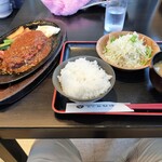 Tonkatsu Kappou Koshiba - ジャンボハンバーグ定食１０００円