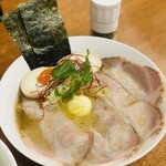 貝と地鶏だしのらぁ麺 ちょろ - 