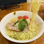 貝と地鶏だしのらぁ麺 ちょろ - 