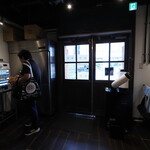 NIBOSHI MANIA - 店内入り口方向