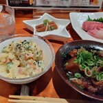 こんばんや - お造りも盛り合わせ￥1,000～。