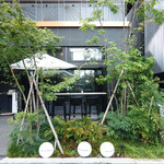 R1 TOKYO Bar&Restaurant - バルーンが４つ？