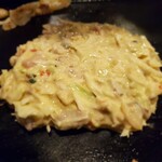 もんじゃかるも - お好み焼きも、思わずおかわり。