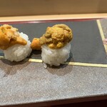 秀寿司 - これこれー！バフンウニとムラサキウニ食べ比べ。幸せだあ