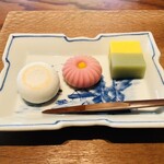 ZEN CAFE - 薯蕷饅頭、菊の形の上生菓子、蒸し羊羹と浮島