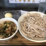 武蔵野うどん 澤村 - 肉汁うどん特盛＋半熟玉子天