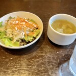 SUONO - ランチセットのサラダ、スープ