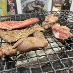 ホルモン焼 がま親分 - 