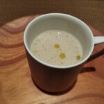 ペルー料理 bepocah - オリーブオイルがたらされています。