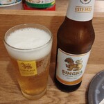 ソムタムダー - シンハービール