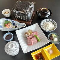 和牛石炙り焼きご膳