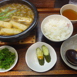 Ebisuya - 石焼きカレーうどん定食　ご飯小盛りで950円