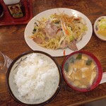 みのる - 肉野菜炒め定食