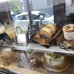 おかしや あした - 