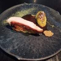ラ・ボンヌターブル - 大山鶏のロースト、牛蒡のジュ、山椒、粒マスタード、シトロンコンフィ