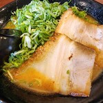 ラーメン リュウリュウ - スペシャルラーメン850円、確かにスペシャル！美味しかった！