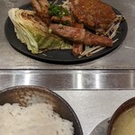 もんじゃ&鉄板 ワイン酒場 JUJUJU - 