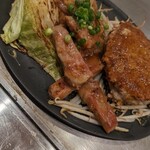 もんじゃ&鉄板 ワイン酒場 JUJUJU - 