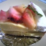 美園菓子司  - 桃のタルト