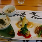 花屋 - 1日25食限定プレートランチ 1,800円