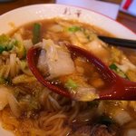 彩華ラーメン  - 白菜たっぷり～ヘルシーなラーメンです