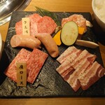 Wagyuu Yakiniku Burakku Ho-Ru - 贅沢焼肉セット