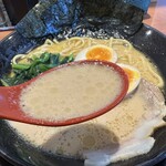 横浜家系ラーメン 矢中家 - 