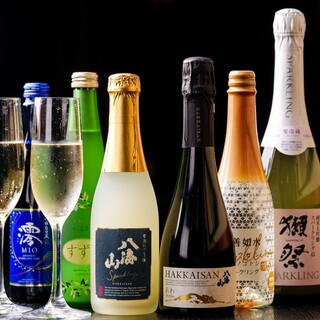 We recommend sake that goes well with fish ◆We also have famous brands such as Dassai and Saku.