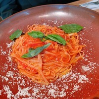AWkitchen figlia 渋谷スクランブルスクエア - フレッシュトマトとバジルのポモドーロ