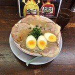 Daruma Taishi - "だるまチャーシュー"1,080円に"味付たまご"180円をトッピング♪