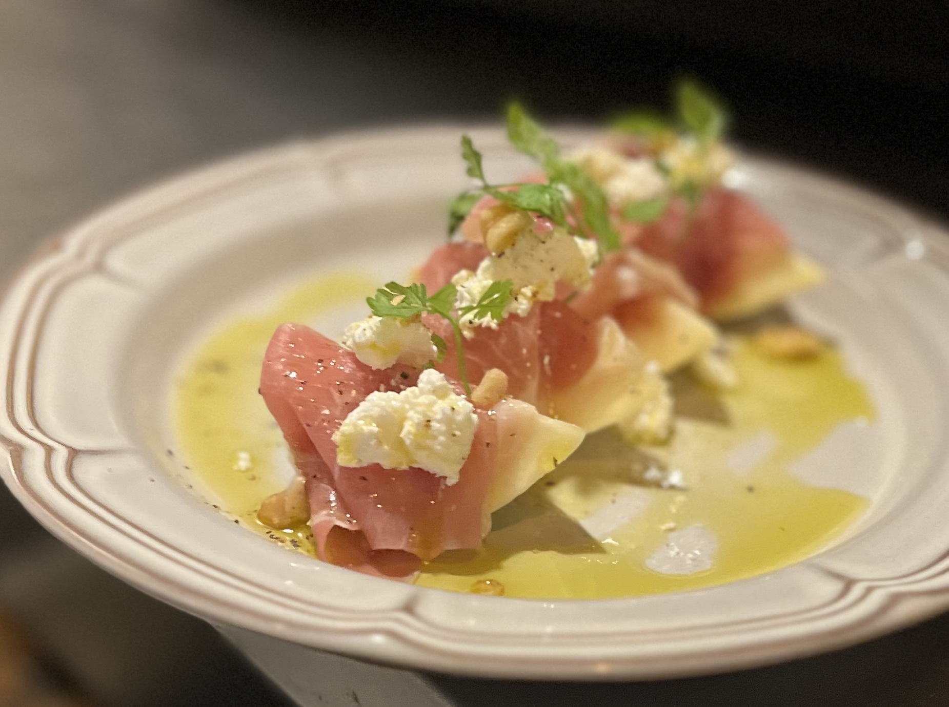 写真 2ページ目 : チャコールバル ジュ （charcoal bar jus） - あおば